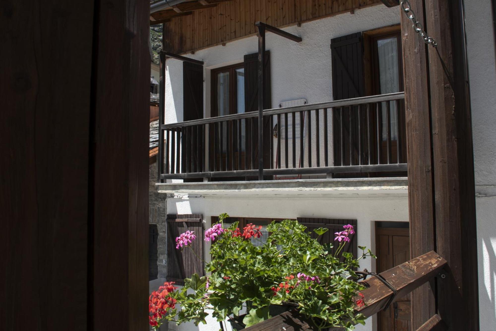Case Gran Paradiso Notre Dame Apartment