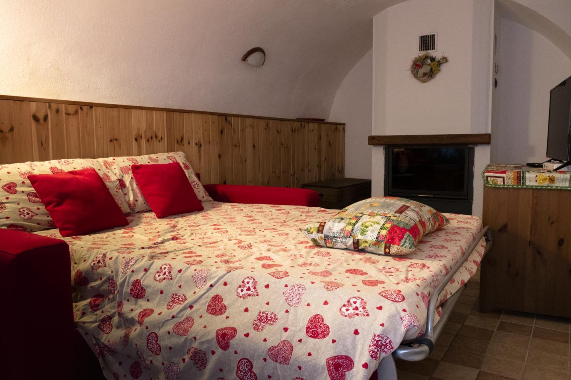 Case Gran Paradiso Notre Dame Apartment