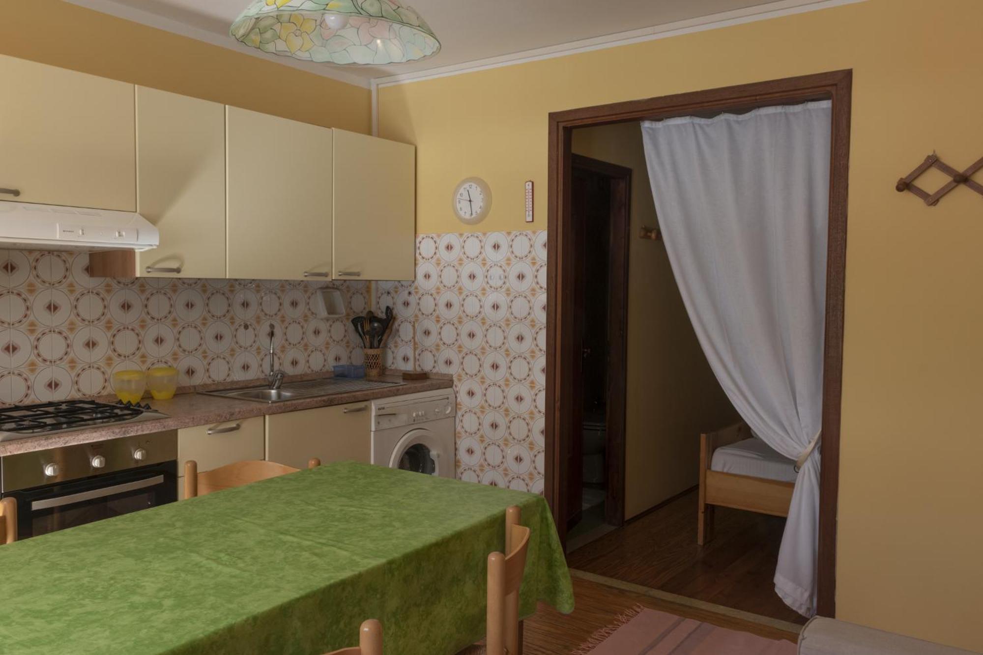 Case Gran Paradiso Notre Dame Apartment *